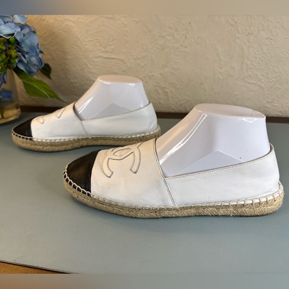 Chanel white and black leather espadrilles woman’s 8 - Picture 3 of 10